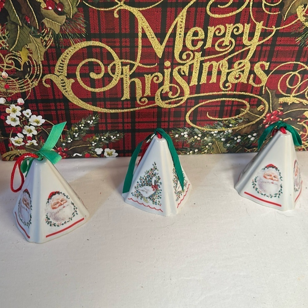 Giftco potpourri porcelain ornament